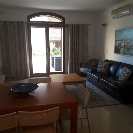 No: 11A4S, Fort Chambray. Apartment Mgarr Bagian luar foto