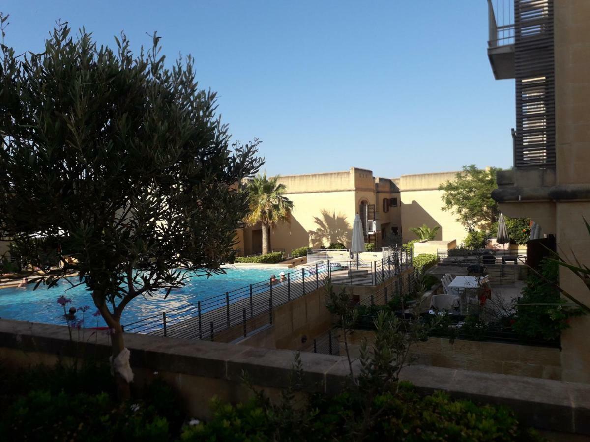 No: 11A4S, Fort Chambray. Apartment Mgarr Bagian luar foto