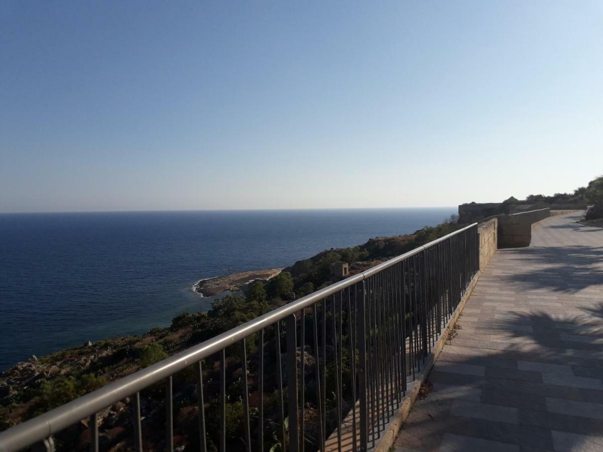 No: 11A4S, Fort Chambray. Apartment Mgarr Bagian luar foto